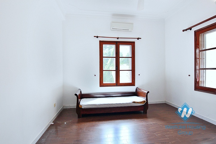 A 5 bedroom vila for rent in To ngoc van, Tay ho, Ha noi