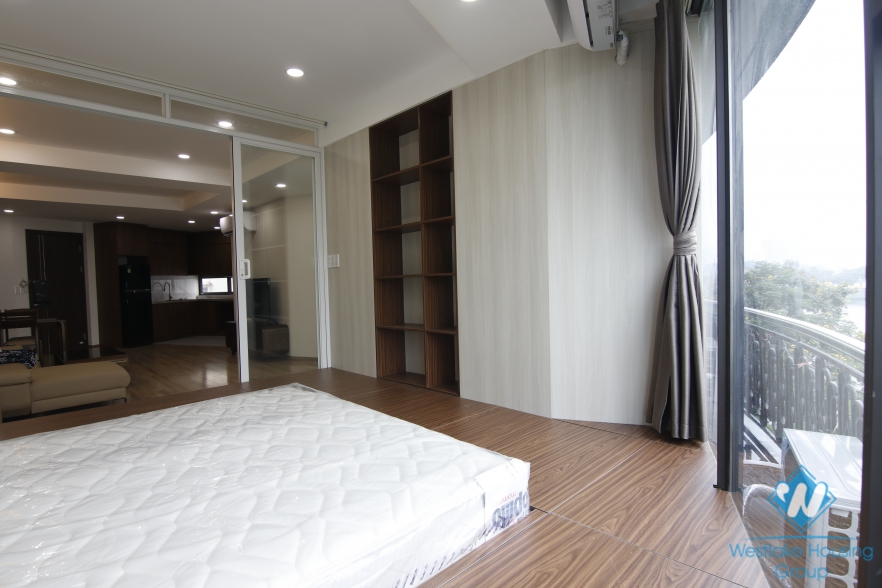 Breaking lake-view 2  bedroom in the super nice modern apartment in Trấn Vũ for rent