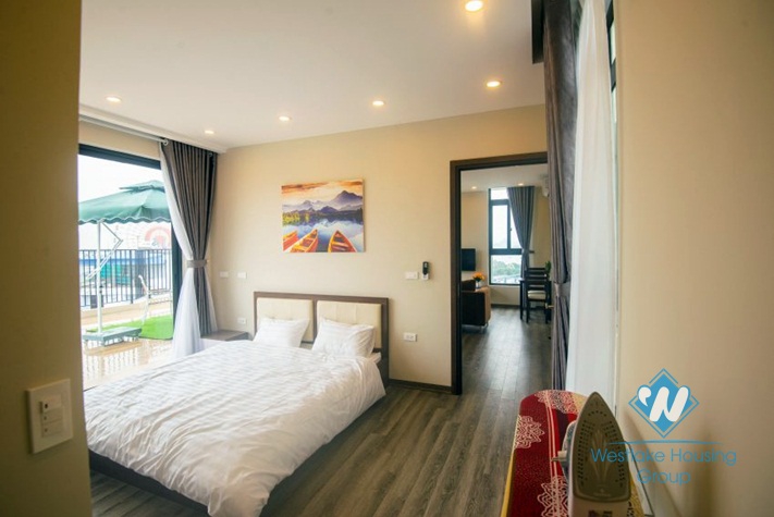 A 1 bedroom apartment with huge balcony and lake view in Nhat chieu, Tay ho