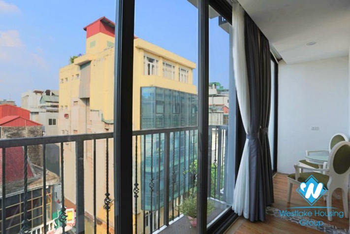 Bright apartment for rent in Yen Phu Street, Tay Ho, Ha Noi