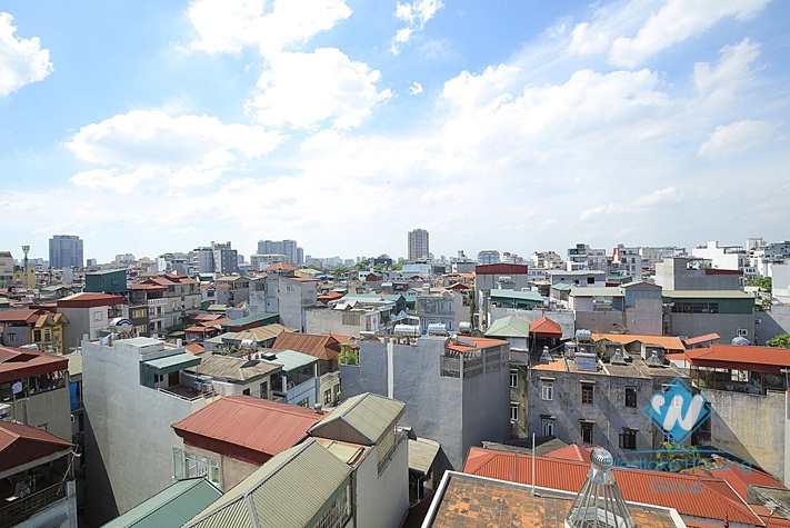 Newly and good quality 1 bedroom apartment for rent in Dao tan, Ba dinh