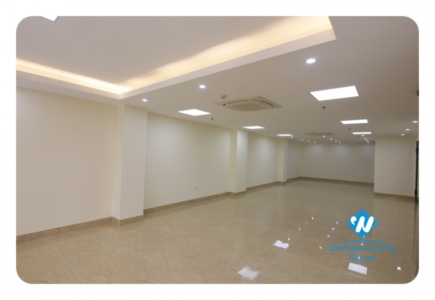 Brand new office in Dich Vong in a good location 