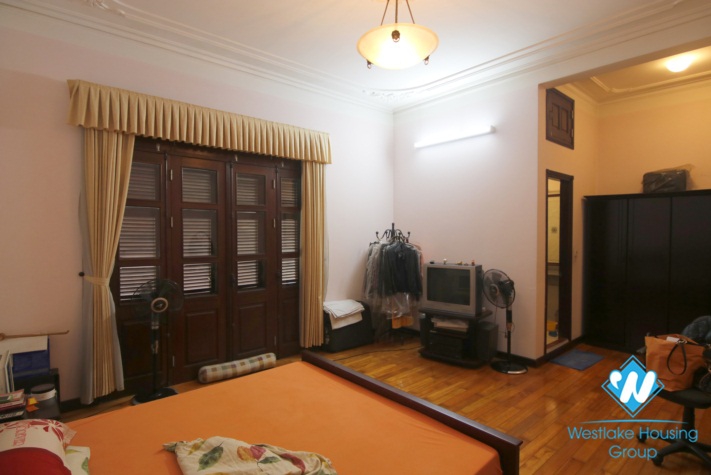 A beautiful furnished 4 bedroom House for rent in Ba Đình