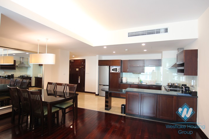 A splendid 3 bedroom apartment for rent in Fraser Suites, Tay Ho 