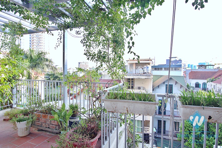 Lovely balcony apartment for rent in Tay Ho