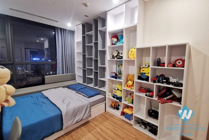 A brand new 4 bedroom apartment for rent in Skylake Pham Hung
