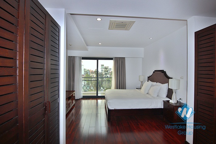 A gorgeous and spacious apartment for rent in Dang Thai Mai, Tay Ho