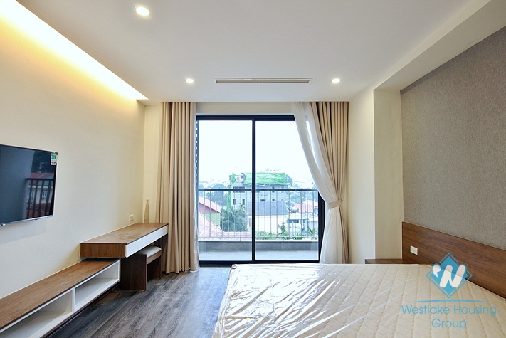 Newly 2 bedroom apartment with high quality furnitures in Tay ho, Ha noi