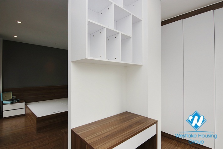 Beautiful 2 bedrooms apartment with modern furniture for rent in Hoan Kiem District 