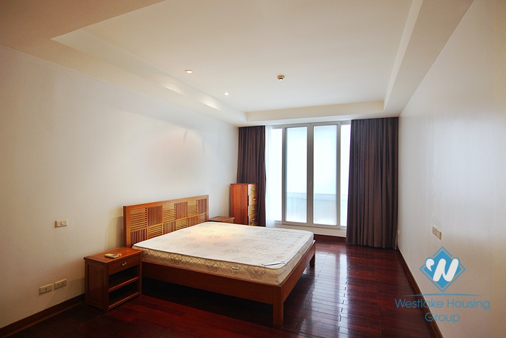 Lake view 03 bedrooms apartment with big balcony for rent in Tay Ho area