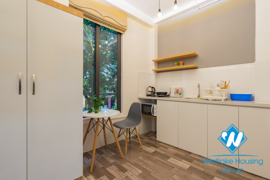 A lovely studio apartment for rent on Tran Phu street, Ba Dinh District