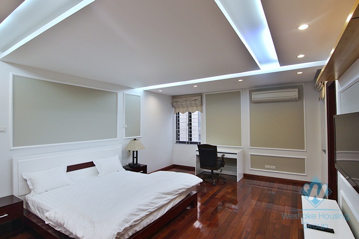 Good-quality nice spacious apartment for rent in Yen Phu village 