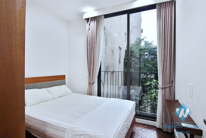 A beautiful 2 bedroom apartment with high quality furnitures in Dang thai mai, Tay ho