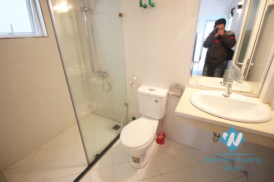 A spacious 1 bedroom apartment with lake view in Tu hoa, Tay ho, Ha noi