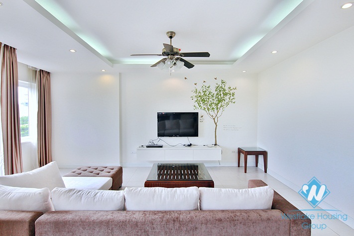Luxury apartment for rent with 02 bedrooms in To Ngoc Van Street, Tay Ho, Hanoi