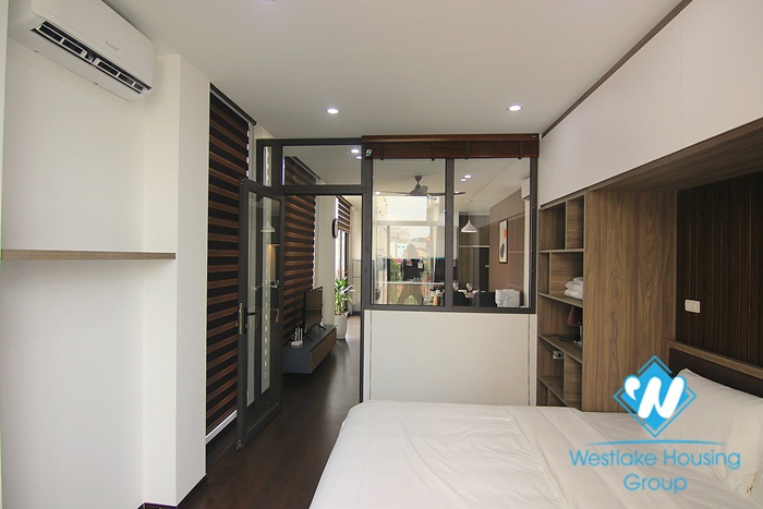 Elegant 1 bedroom apartment for rent on Lieu Giai street