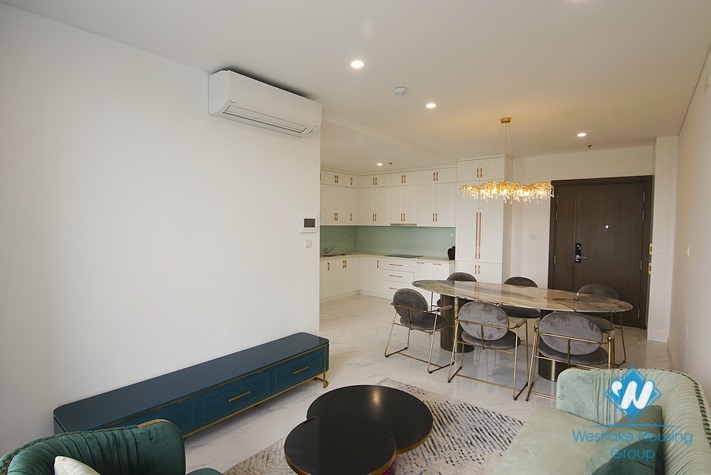 New and gorgeous 3 bedroom apartment for rent in My Dinh Peal
