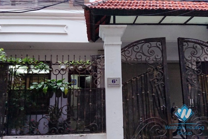 A nice 3 bedroom house for rent in Dong da, Ha noi 