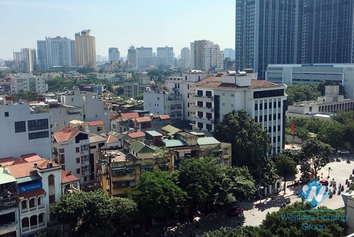 A good price 3 bedroom apartment for rent in Ba dinh, Ha noi