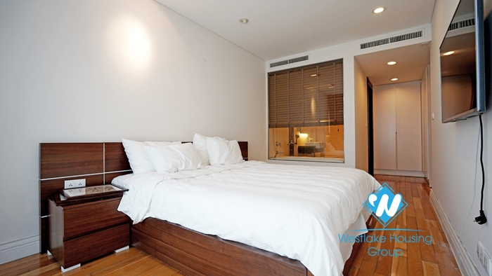 2 bedroom apartment for rent in Hoang Thanh Tower, Hai Ba Trung, Hanoi.
