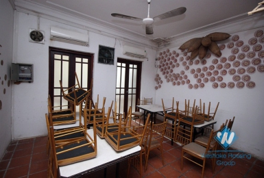 Good location for office or restaurant for rent in Ba Dinh