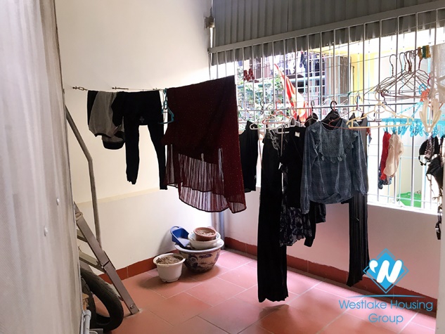 A cheap 3 bedroom house for rent in Hoang hoa tham, Ba dinh
