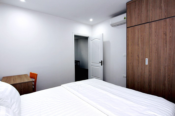 Nice one bedroom apartment for rent on To Ngoc Van 