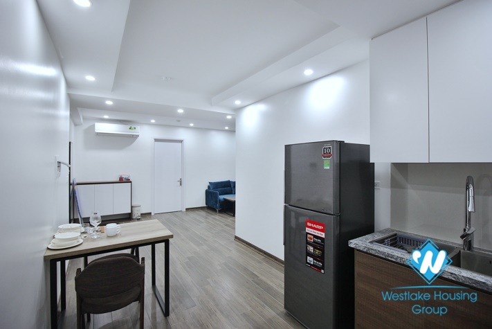A new modern and good quality apartment for rent in Tay Ho street 