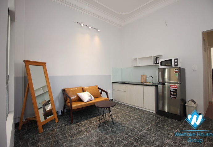 Brightly 1 bedroom apartment for rent in Truc bach, Ba dinh, Hanoi
