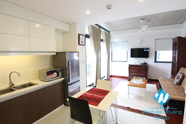 A nice 1 bedroom+1 working room on Tay Ho street for rent 