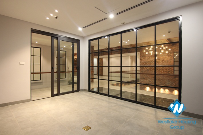 Flashy and luxury duplex with 4 bedroom for rent in Ha Noi Aqua Central, Yen Phu, Hoan Kiem
