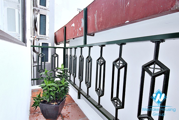 Modern two bedroom apartment for rent on Tu Hoa street