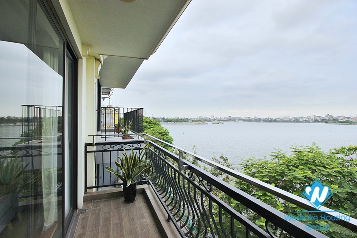 Lake -view with lovely balcony studio for rent on Nhat Chieu