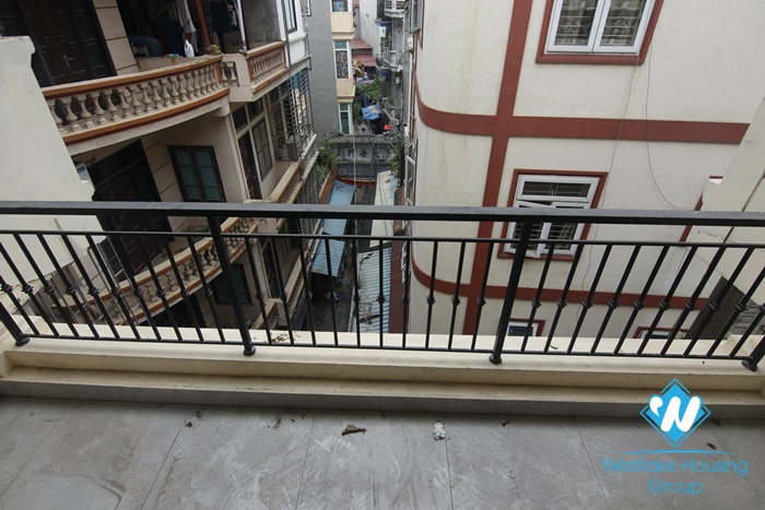 A good price and new studio for rent in Hoang hoa tham, Ba dinh, Hanoi