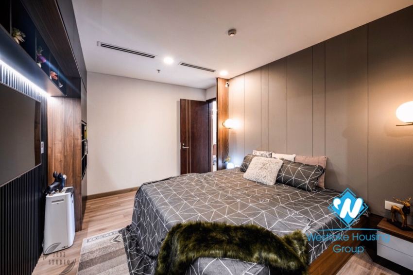 Quality furnished three bedroom apartment for rent in Hanoi Aqual Central