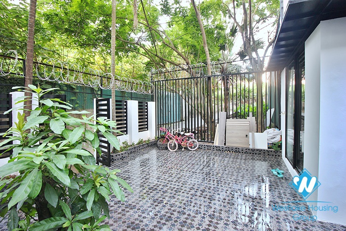 A beautiful 3 bedroom house with big yard for rent in Tay ho, Ha noi