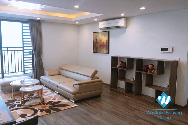 Good quality 02 bedrooms apartment in Hong Kong Tower for rent 