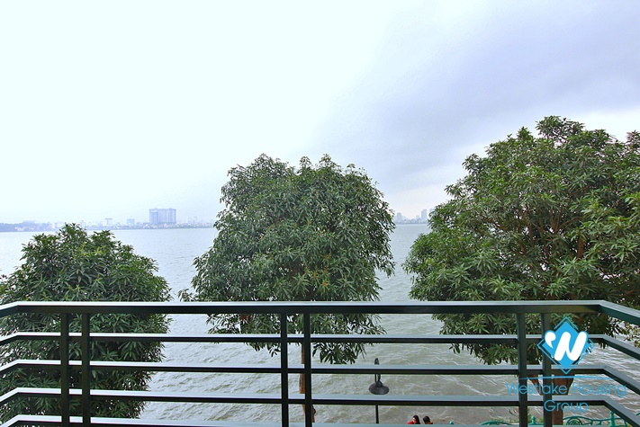 Cosy lake view apartment for rent in Westlake area, Hanoi