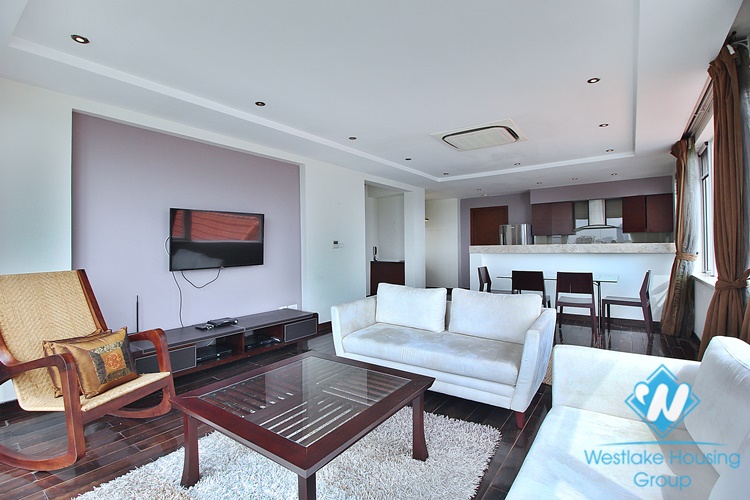 Lake view 1 bedroom apartment with huge balcony for rent in Quang An, Tay Ho