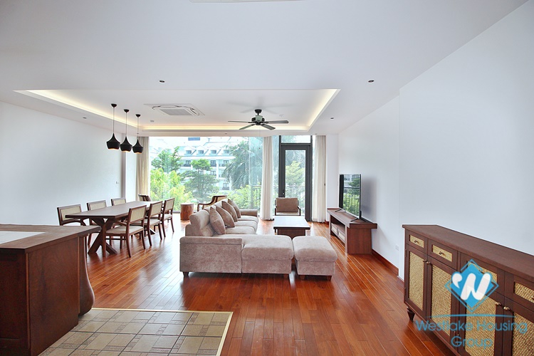 Lake view, new three bedrooms apartment for lease in Tu Hoa st, Tay Ho
