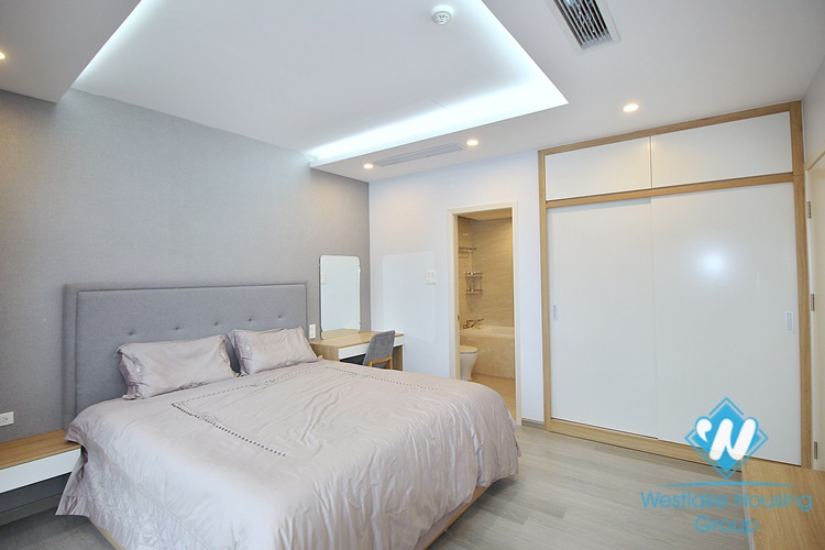 Beautiful and modern 2 bedroom apartment for rent in To Ngoc Van, Tay ho, Ha noi