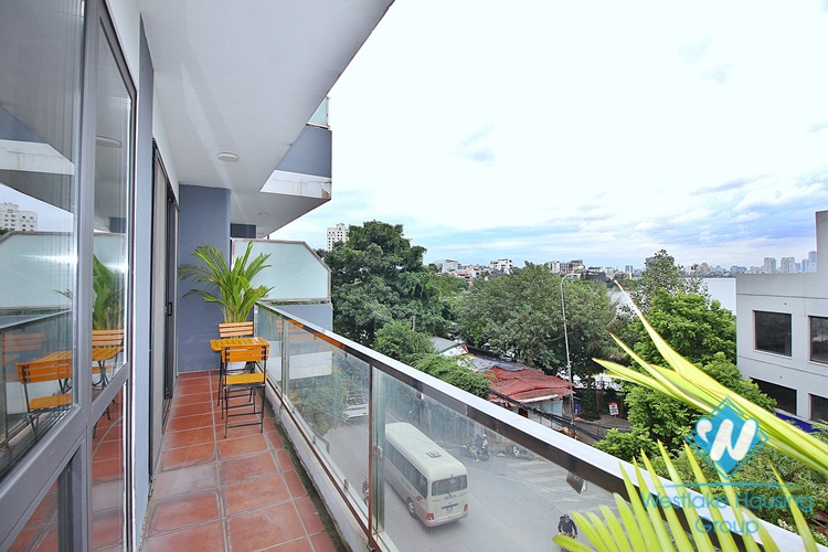 A pretty three bedrooms apartment for rent in Xuan Dieu st, Tay Ho