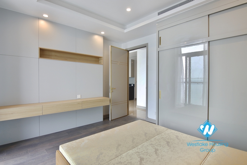 Three bedroom lake view apartment for rent in Sun Grand City Thuy Khue.