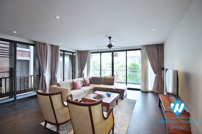 Gorgeous brand new 4 bedroom apartment for rent in Dang thai mai, Tay ho