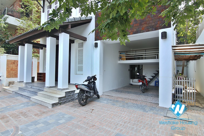 Modern and Elegant Lake view villa for rent in Tay Ho