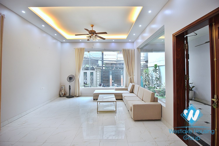 New house for rent in Au Co street, Tay Ho, Hanoi