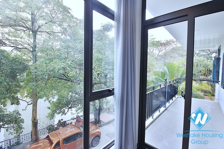 Lake view two bedrooms apartment for rent in Xuan Dieu, Tay Ho
