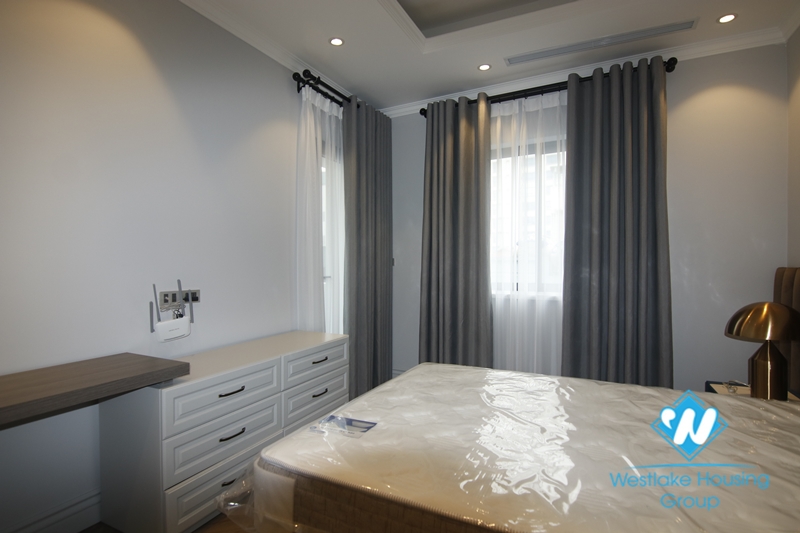 Newly completed 3 bedroom apartment for rent in the center of Hai Ba Trung district.
