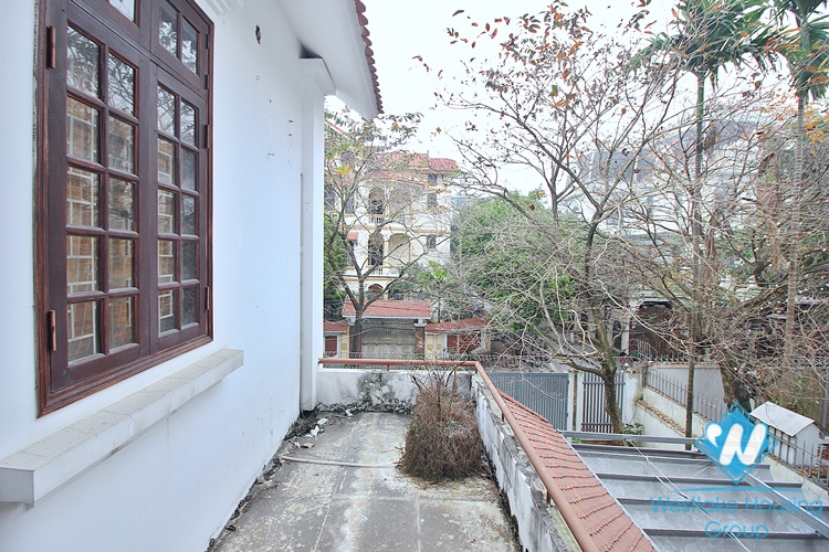 Huge garden house for rent in Lac Long Quan, Tay Ho