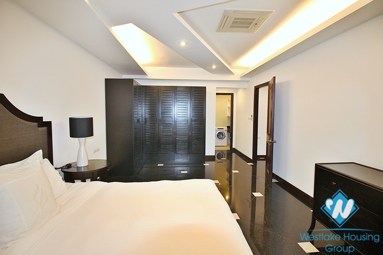 Luxurious 3 beds apartment for rent in Dang Thai Mai street, Tay Ho